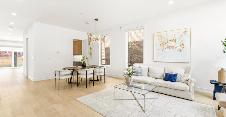 24 Twenty First Street, Toronto, ON, M8V 3L7 - 6