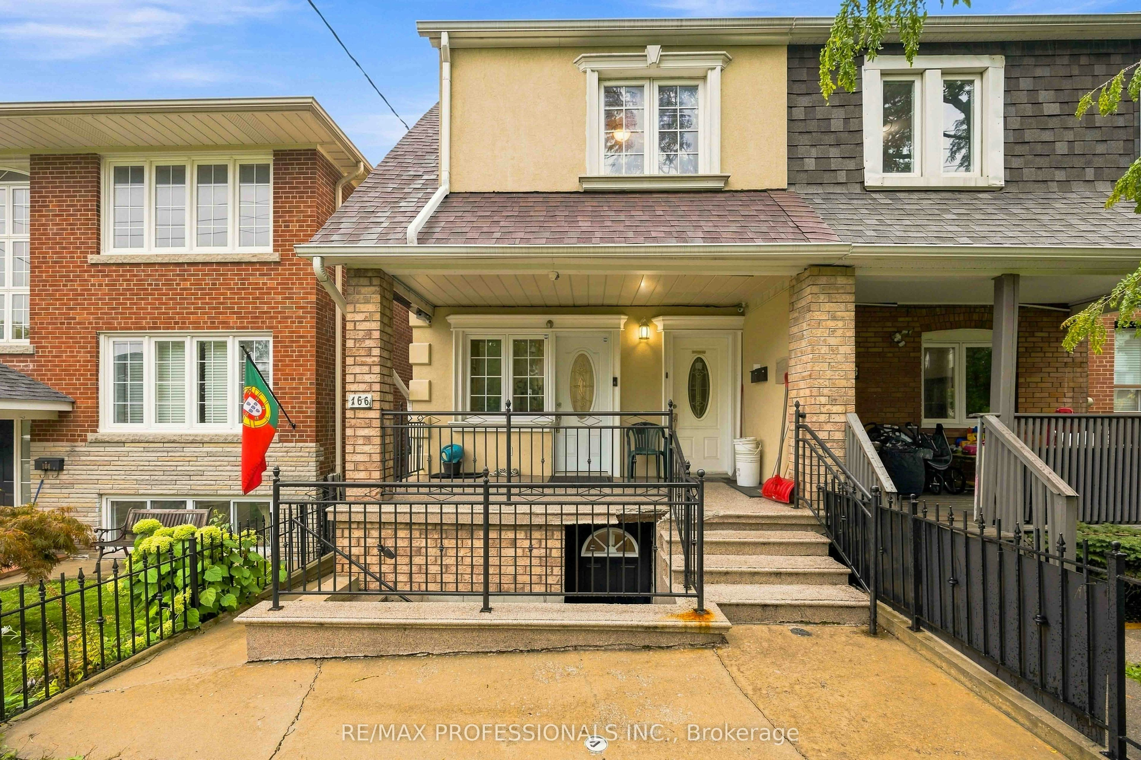 166 Caledonia Road, Toronto, ON, M6E 4S7