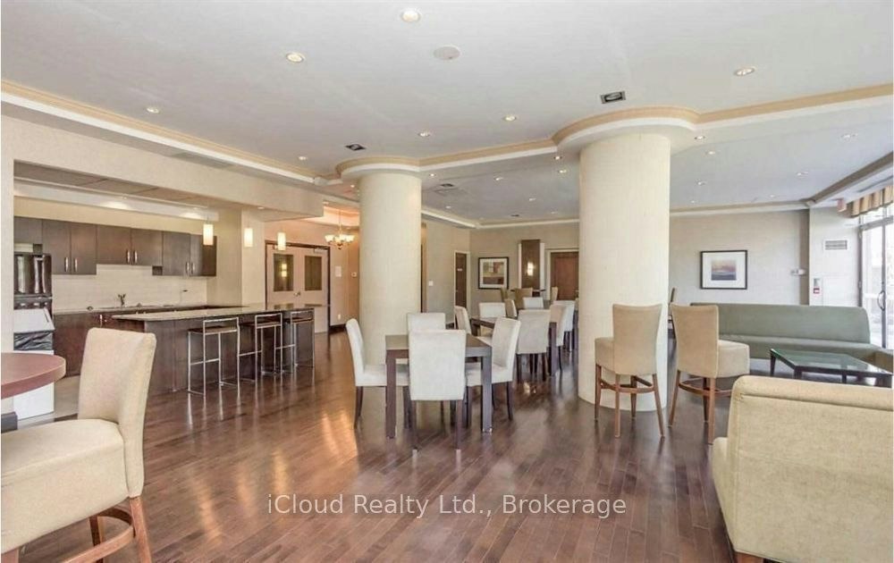 807-3504 Hurontario Street, Mississauga, ON, L5B 0B9 - 15