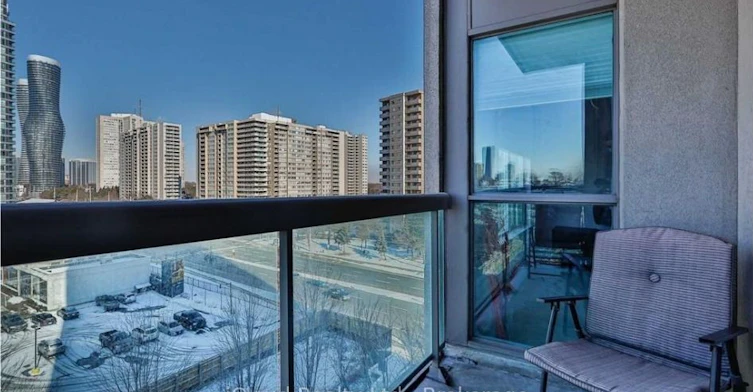 807-3504 Hurontario Street, Mississauga, ON, L5B 0B9 - 12