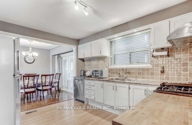 Basement-6 Monaco Court, Toronto, ON, M3N 1R8 - 10