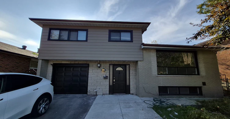 35 Jersey Avenue, Brampton, ON, L6W 1L5 - 2