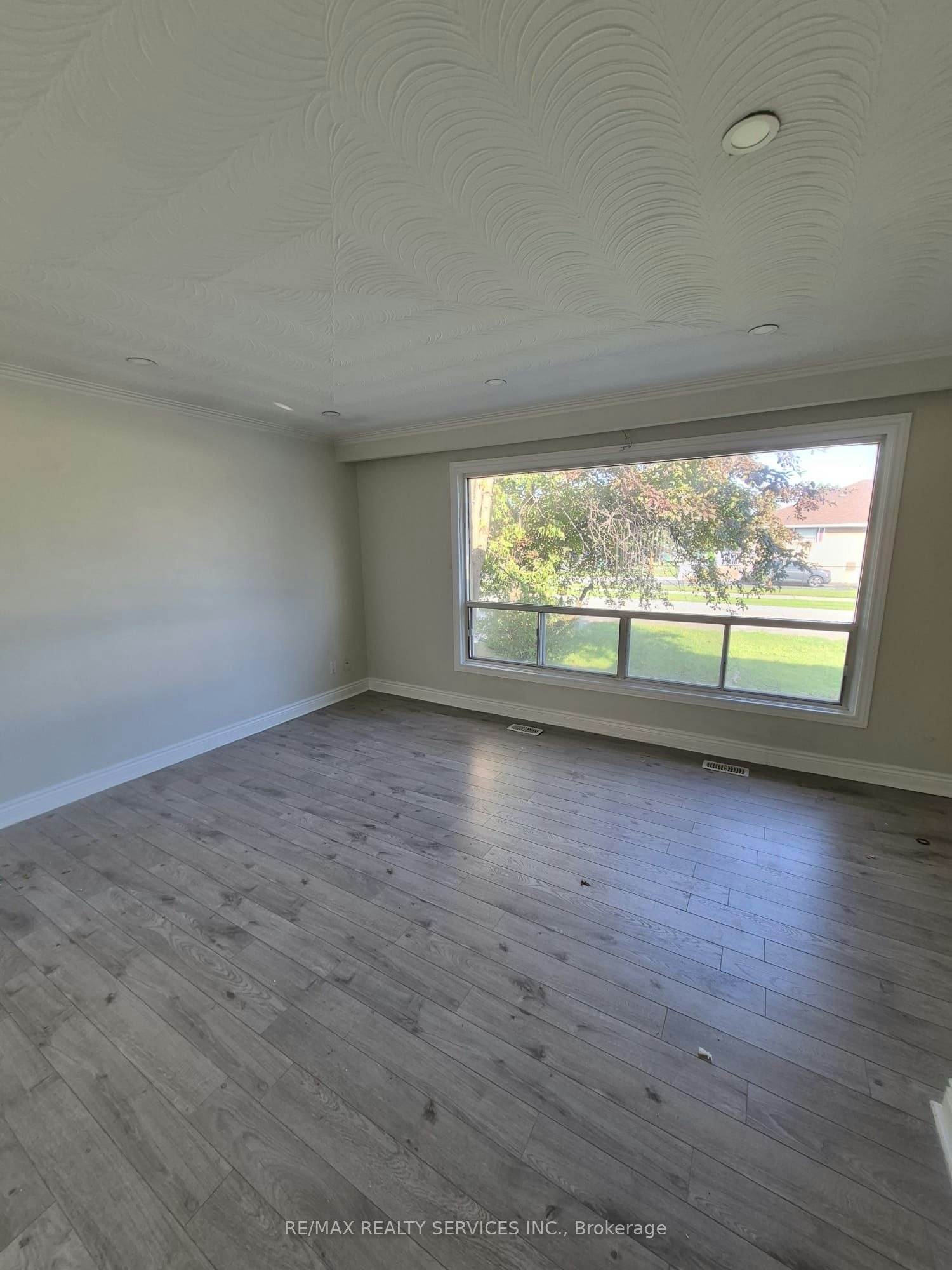 35 Jersey Avenue, Brampton, ON, L6W 1L5 - 6