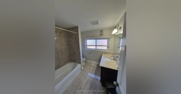 35 Jersey Avenue, Brampton, ON, L6W 1L5 - 9