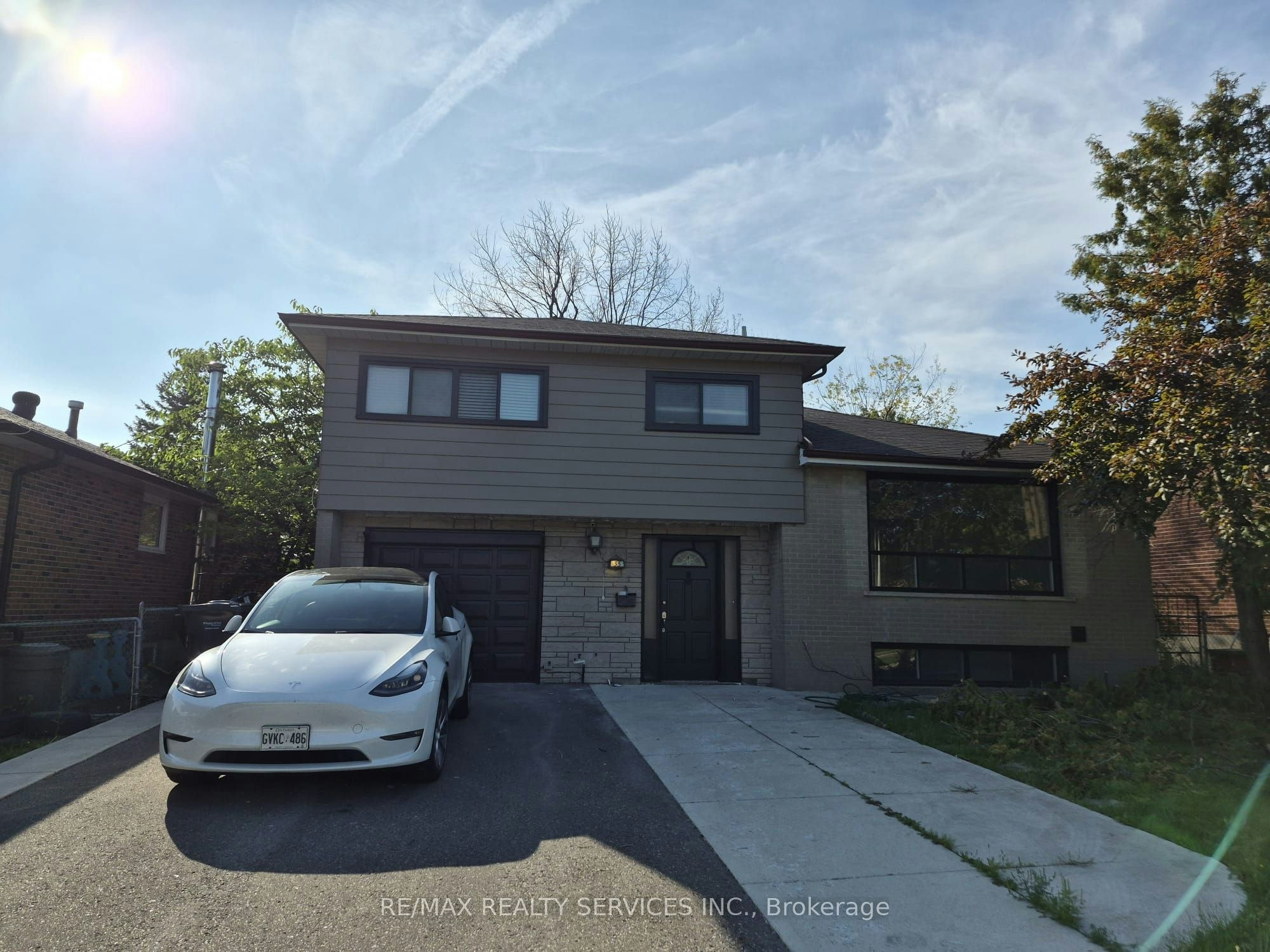 35 Jersey Avenue, Brampton, ON, L6W 1L5