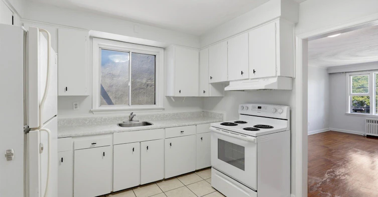 5-46 Albert Avenue, Toronto, ON, M8V 2L7 - 11