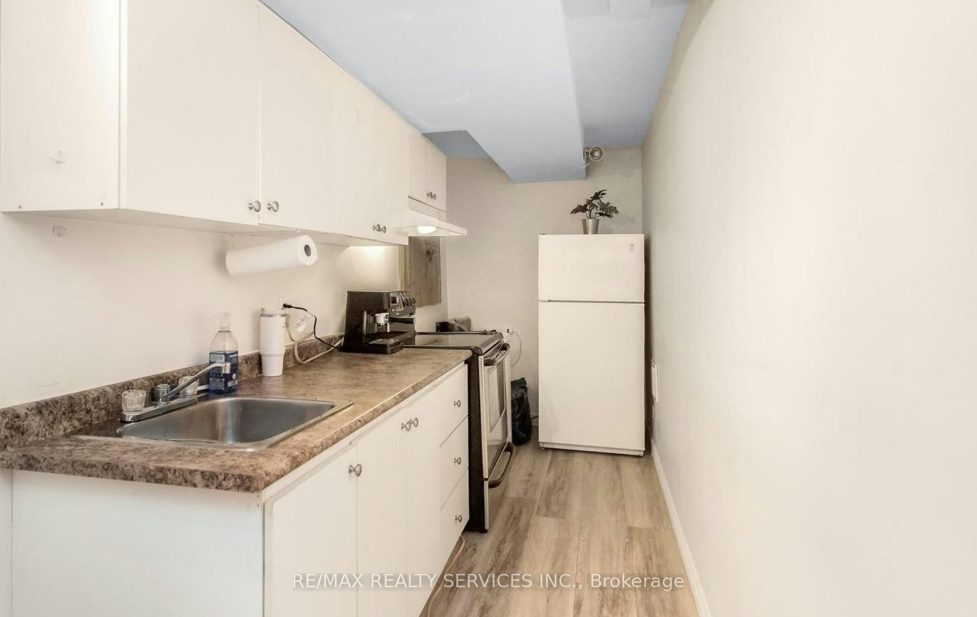 (BSMT)-4161 Goldenrod Crescent, Mississauga, ON, L5V 3C1 - 8
