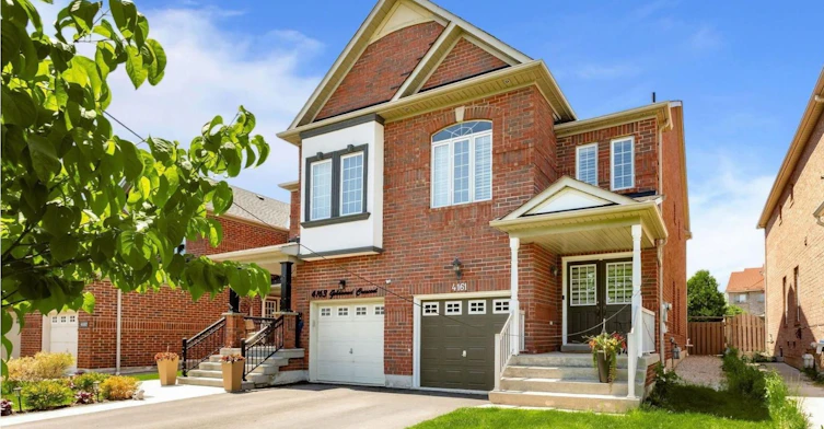 (BSMT)-4161 Goldenrod Crescent, Mississauga, ON, L5V 3C1