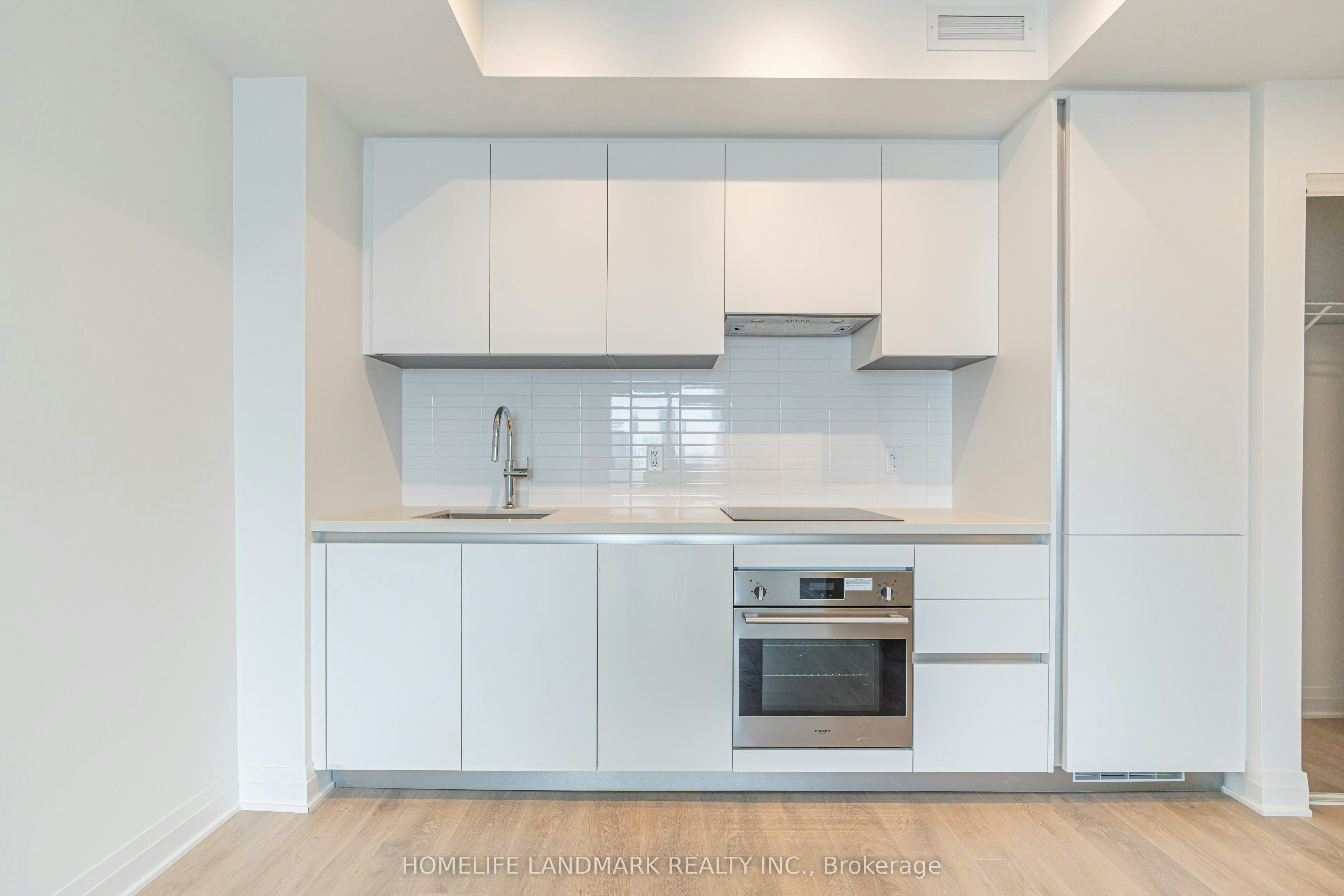 2905-4015 The Exchange N/A, Mississauga, ON, L5B 0N9 - 5