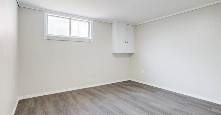 Bsmt-5 Paramount Court, Toronto, ON, M6M 2L3 - 15