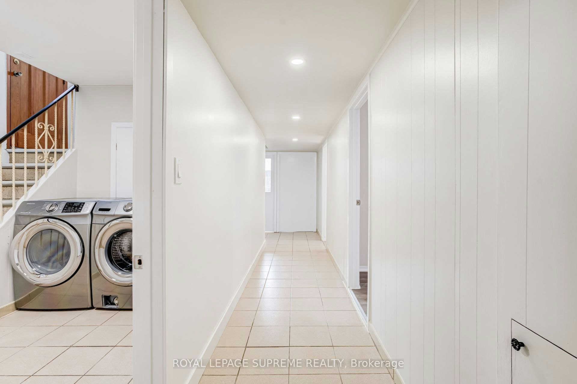 Bsmt-5 Paramount Court, Toronto, ON, M6M 2L3 - 6