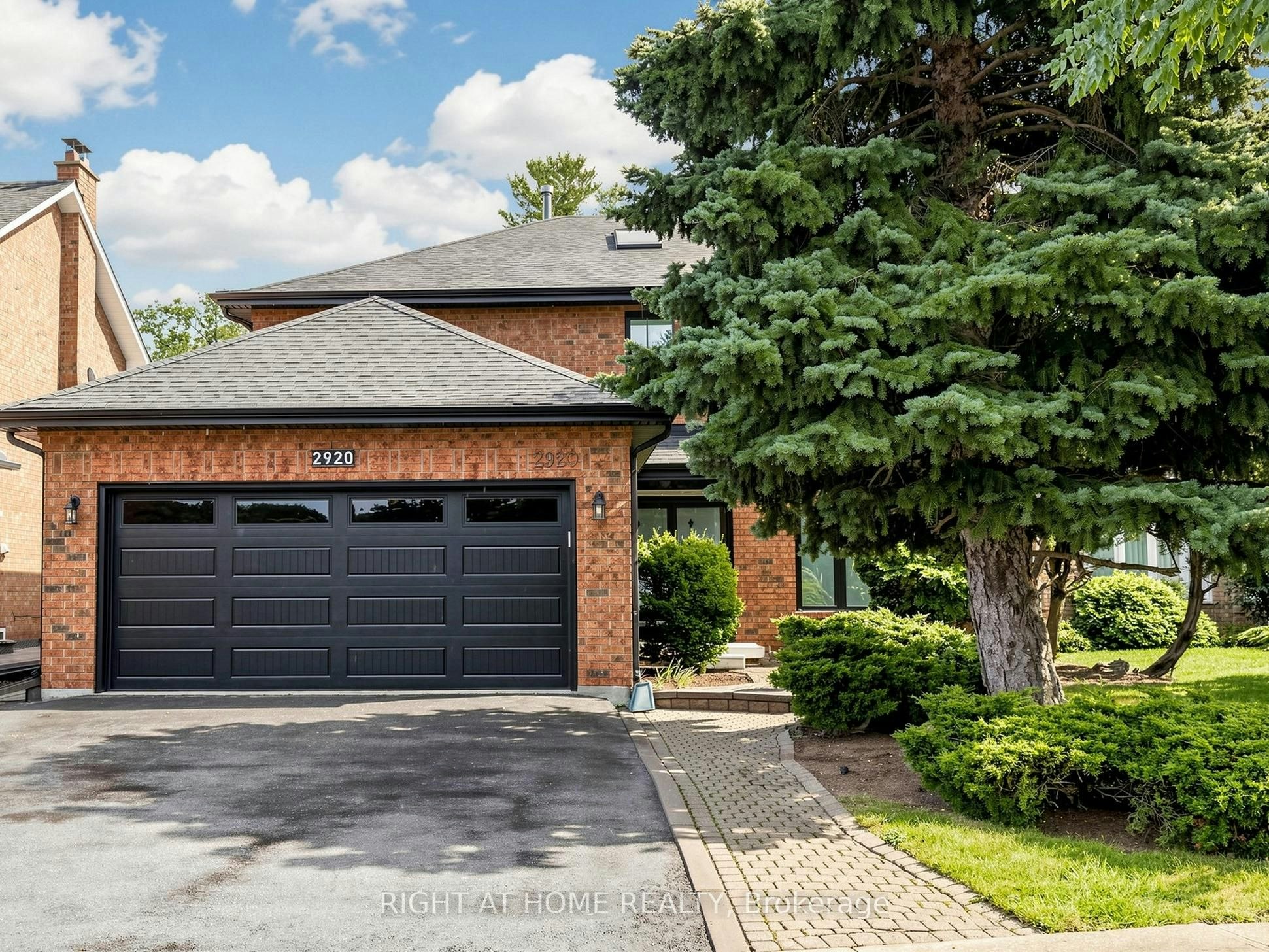 2920 Kingsway Drive, Oakville, ON, L6J 6R2