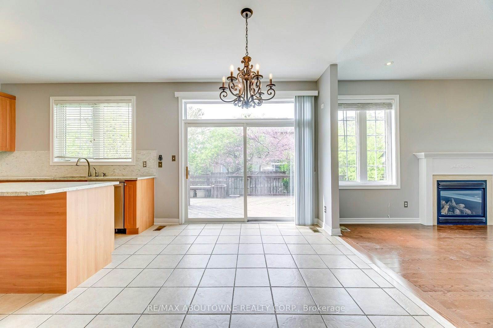 2290 Woodmont Crescent S, Oakville, ON, L6M 5A1 - 11