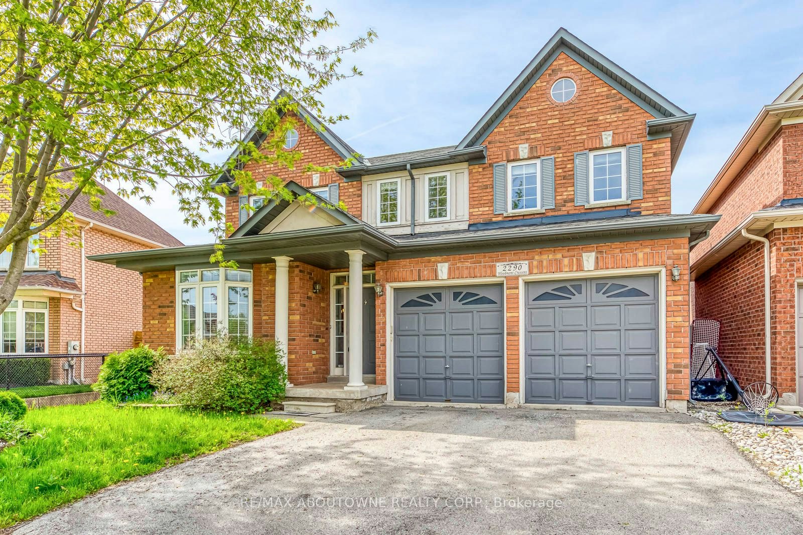 2290 Woodmont Crescent S, Oakville, ON, L6M 5A1 - 2