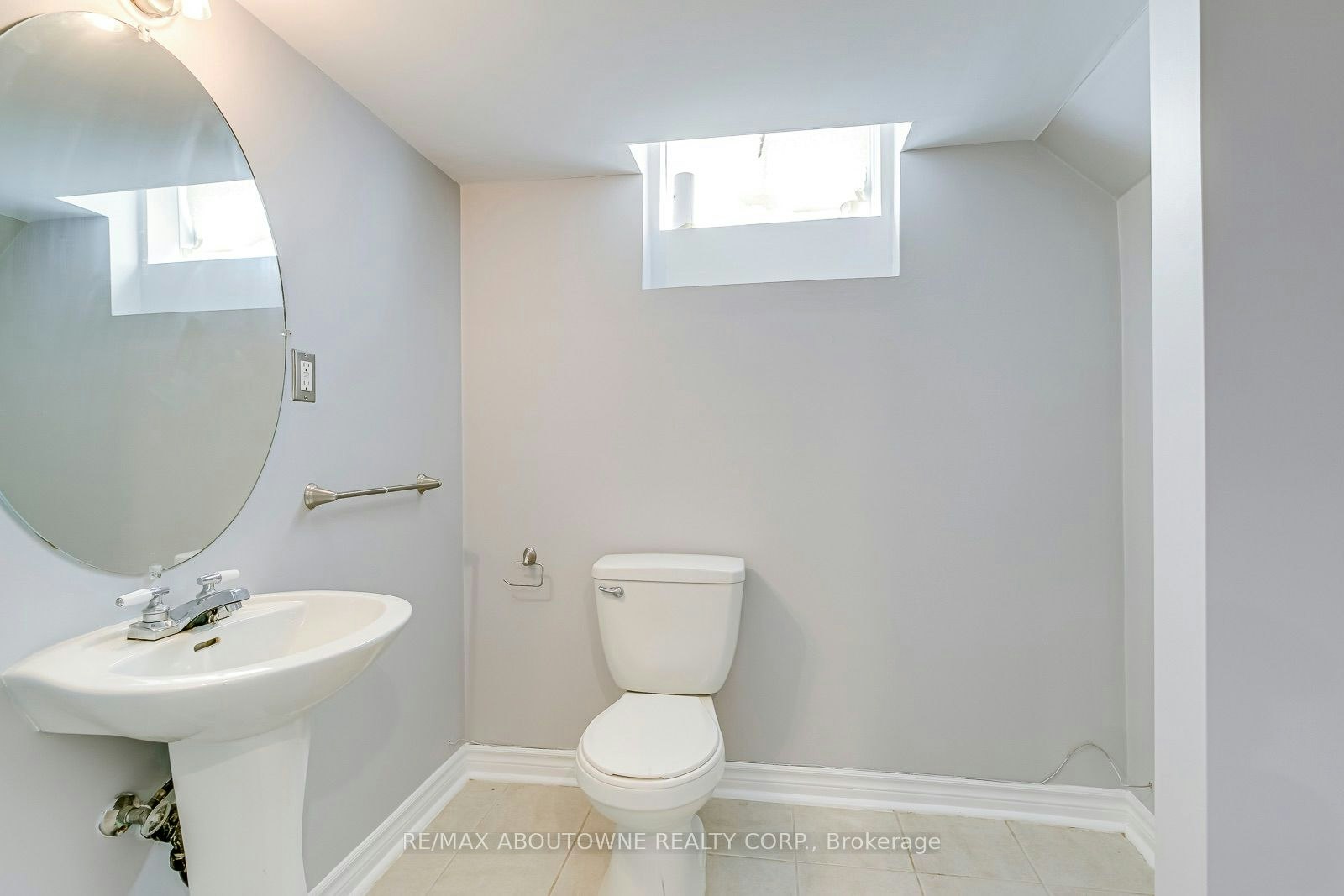 2290 Woodmont Crescent S, Oakville, ON, L6M 5A1 - 43