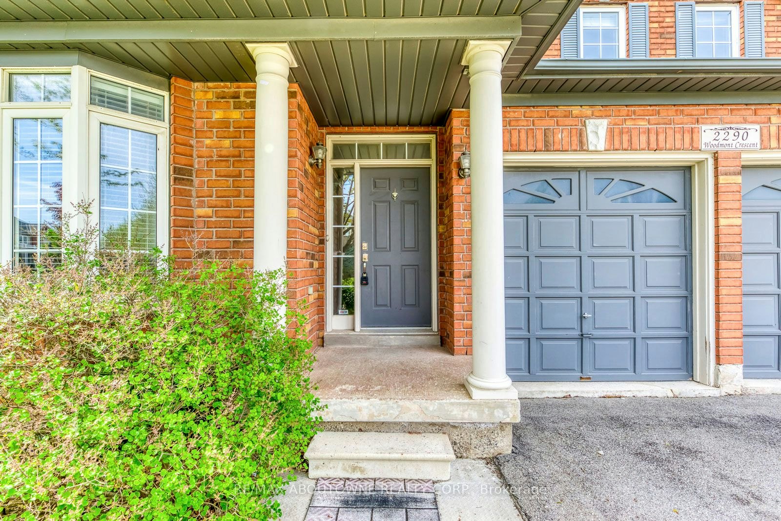 2290 Woodmont Crescent S, Oakville, ON, L6M 5A1 - 3