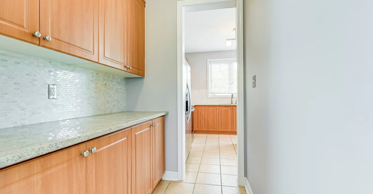 2290 Woodmont Crescent S, Oakville, ON, L6M 5A1 - 19