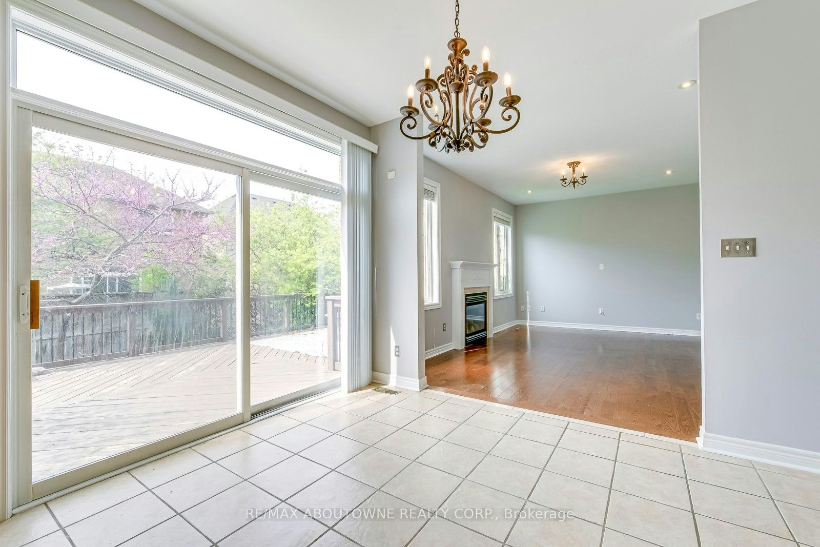 2290 Woodmont Crescent S, Oakville, ON, L6M 5A1 - 13