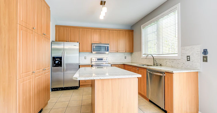2290 Woodmont Crescent S, Oakville, ON, L6M 5A1 - 15