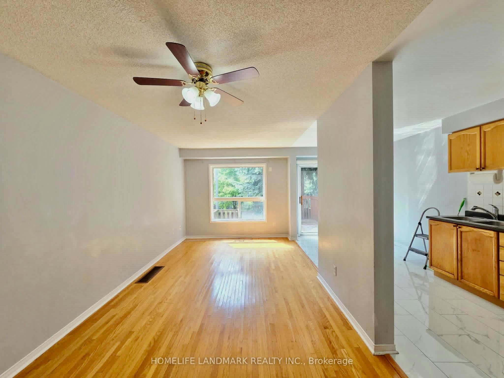 121-1480 Britannia Road W, Mississauga, ON, L5V 2K4 - 2
