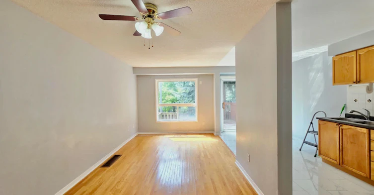 121-1480 Britannia Road W, Mississauga, ON, L5V 2K4 - 2