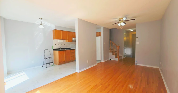 121-1480 Britannia Road W, Mississauga, ON, L5V 2K4 - 3