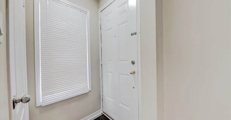 1-5625 Oscar Peterson Boulevard, Mississauga, ON, L5M 0T2 - 5