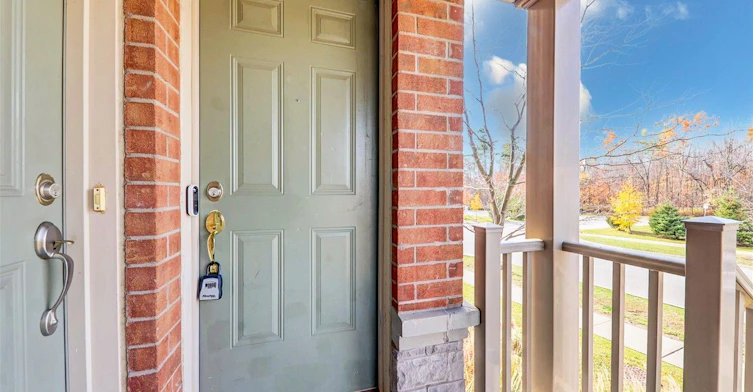 1-5625 Oscar Peterson Boulevard, Mississauga, ON, L5M 0T2 - 4