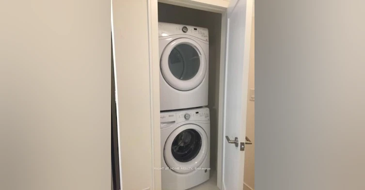 253-1575 Lakeshore Road W, Mississauga, ON, L5J 1J4 - 14