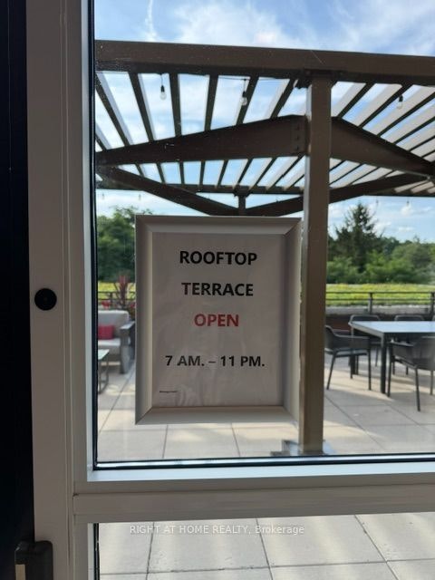 253-1575 Lakeshore Road W, Mississauga, ON, L5J 1J4 - 20