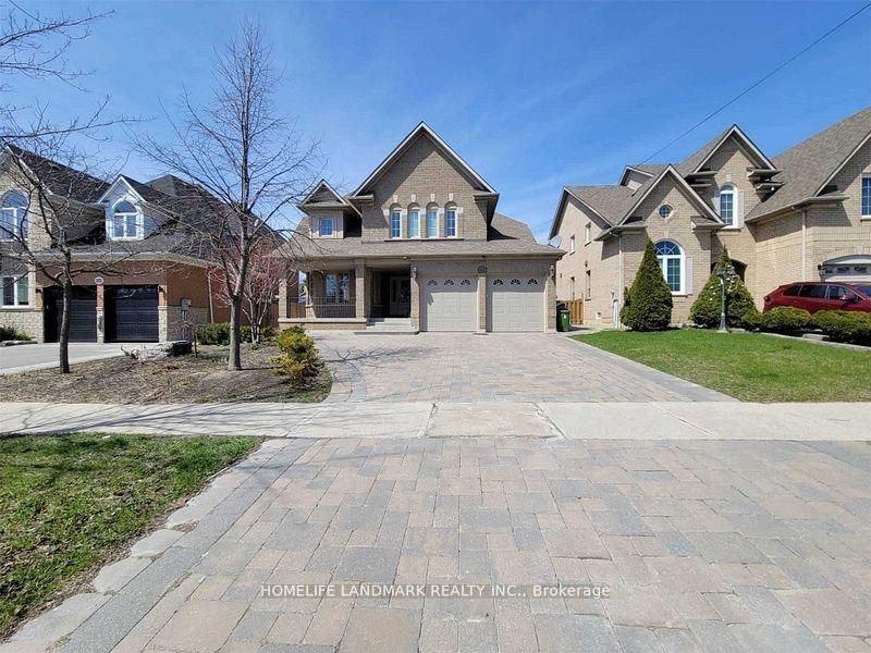274 Falstaff Avenue, Toronto, ON, M6L 3E6