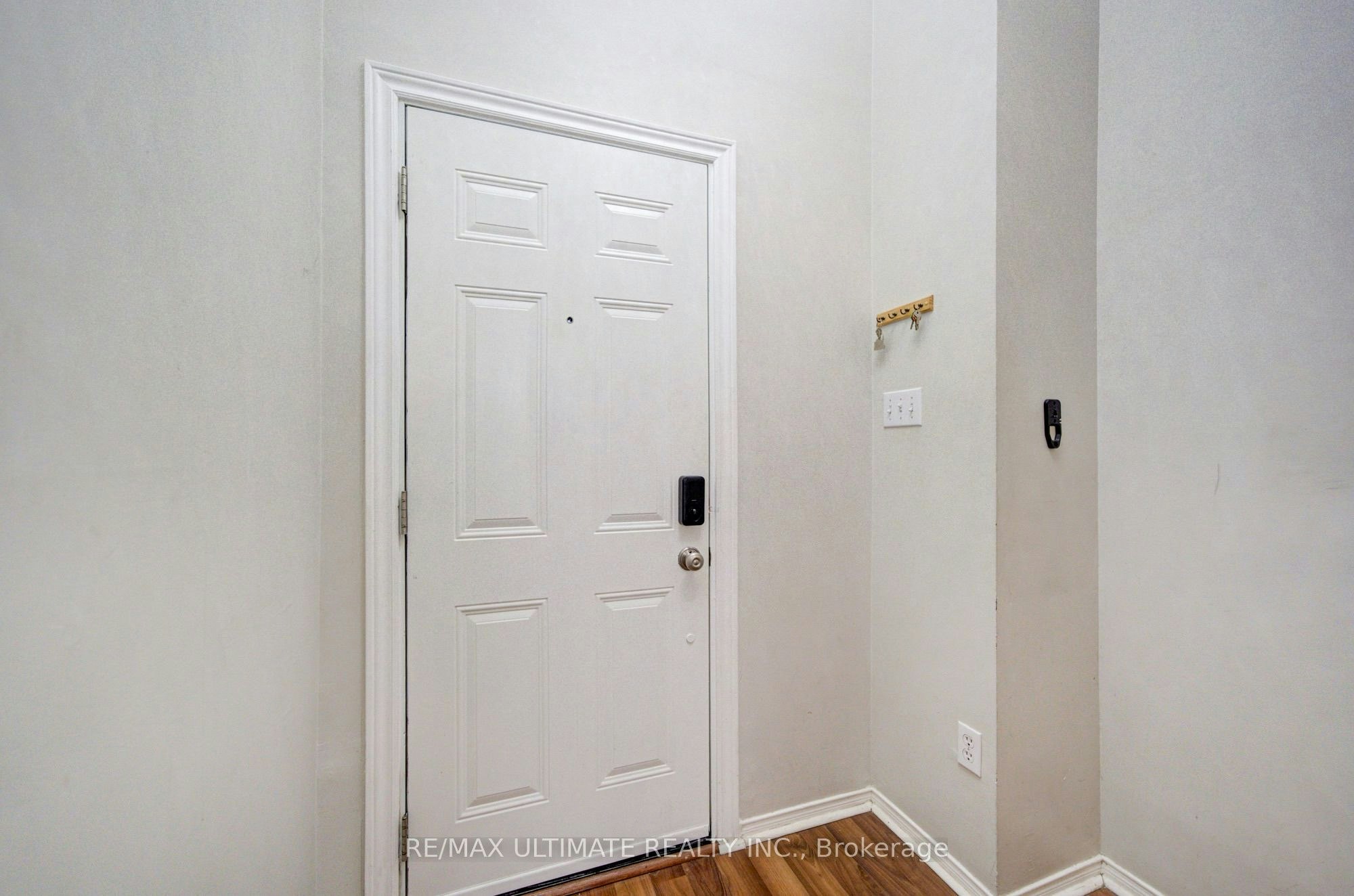 53-45 Bristol Road E, Mississauga, ON, L4Z 3P5 - 4