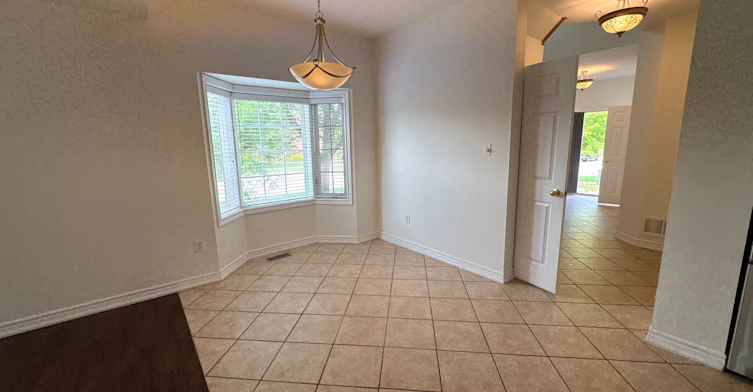 4029 Alexan Crescent, Burlington, ON, L7M 5A8 - 4