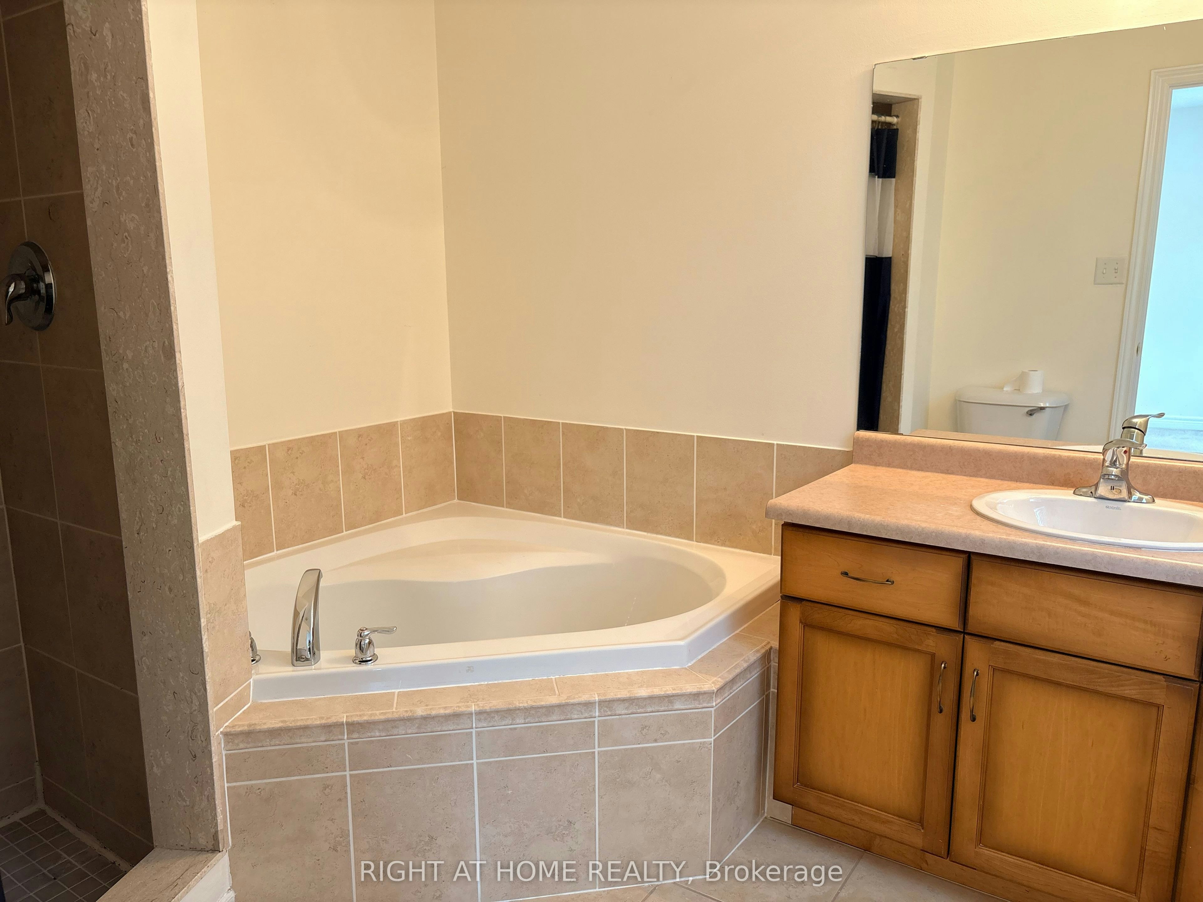 4029 Alexan Crescent, Burlington, ON, L7M 5A8 - 11