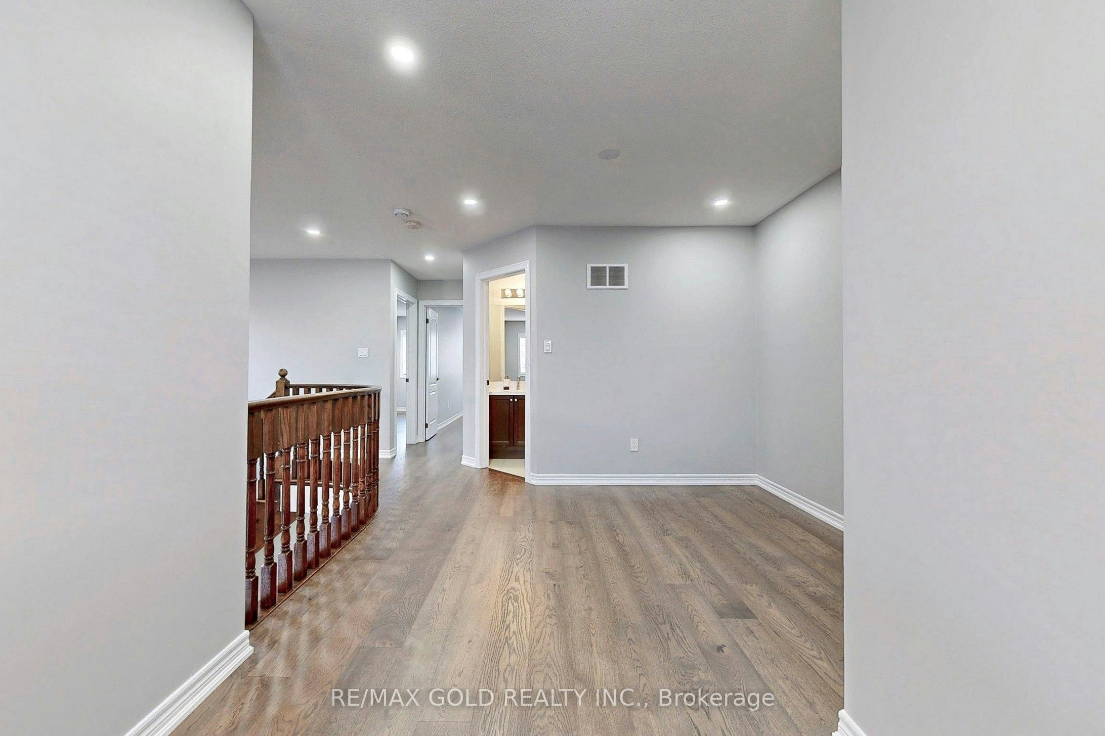 9 Lobelia Street, Brampton, ON, L6R 3Z6 - 21