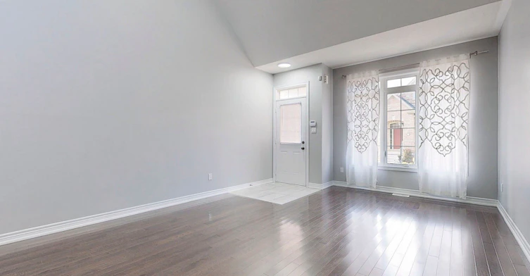 9 Lobelia Street, Brampton, ON, L6R 3Z6 - 4