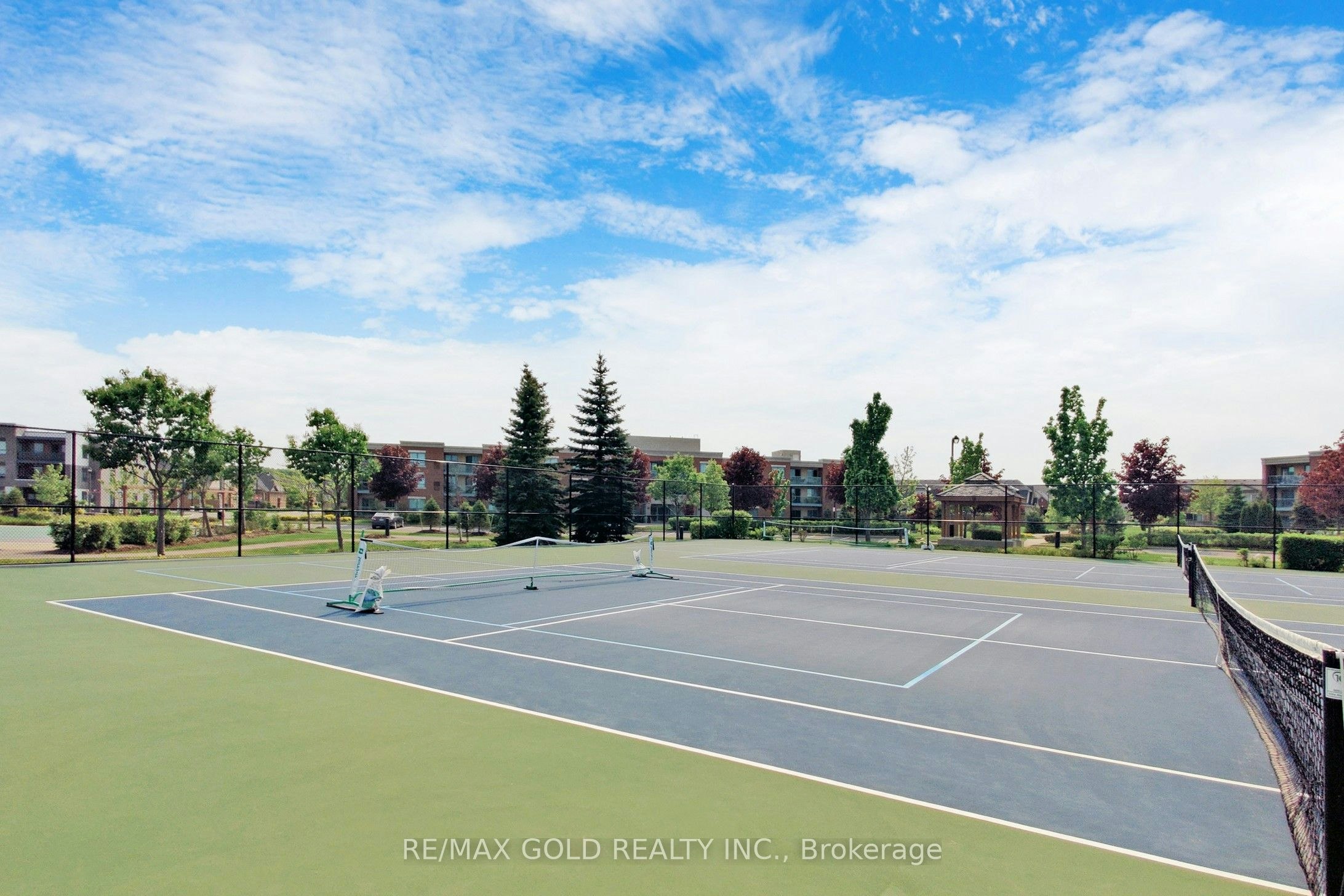 9 Lobelia Street, Brampton, ON, L6R 3Z6 - 36