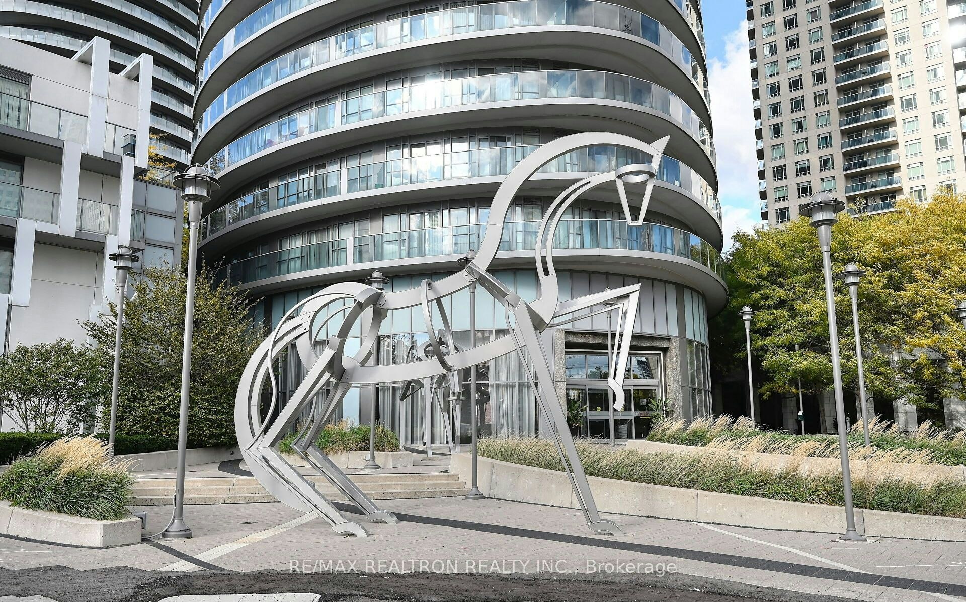 1502-60 Absolute Avenue, Mississauga, ON, L4Z 0A9