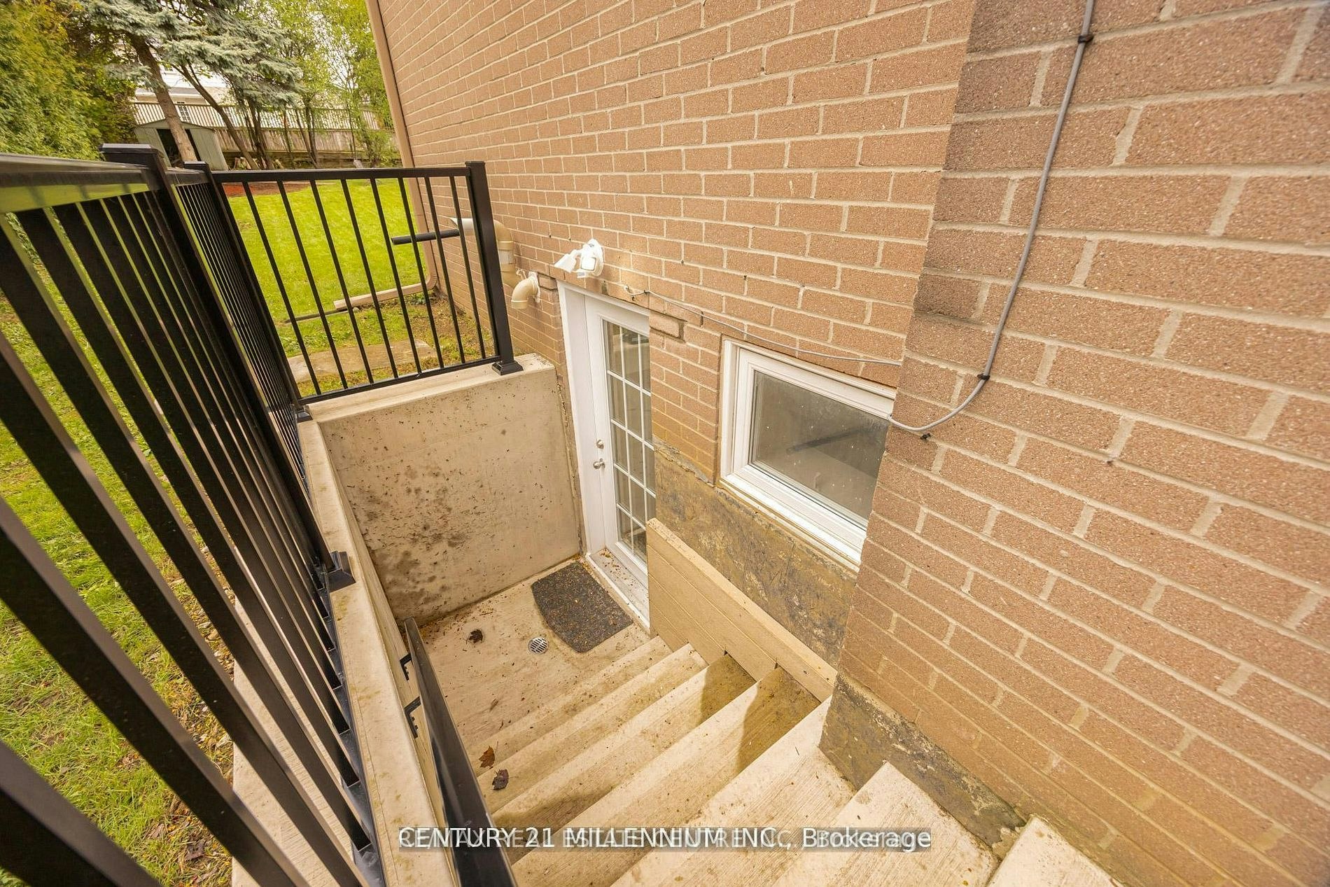 Basement-18 Ridgehill Drive, Brampton, ON, L6Y 2C4