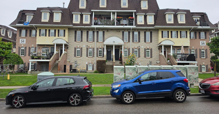 202-52 Sidney Belsey Crescent, Toronto, ON, M6M 5J1 - 28