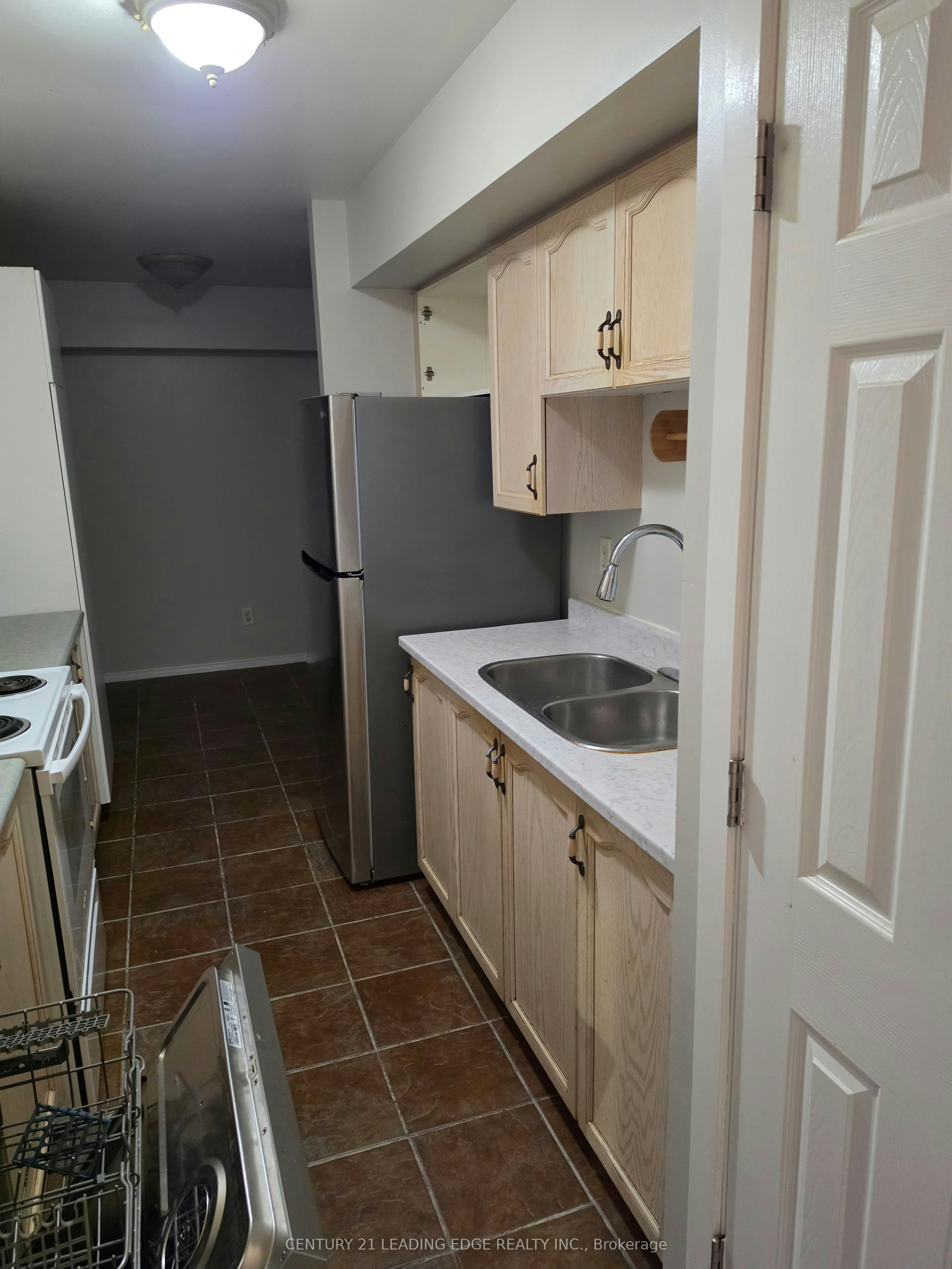 202-52 Sidney Belsey Crescent, Toronto, ON, M6M 5J1 - 13