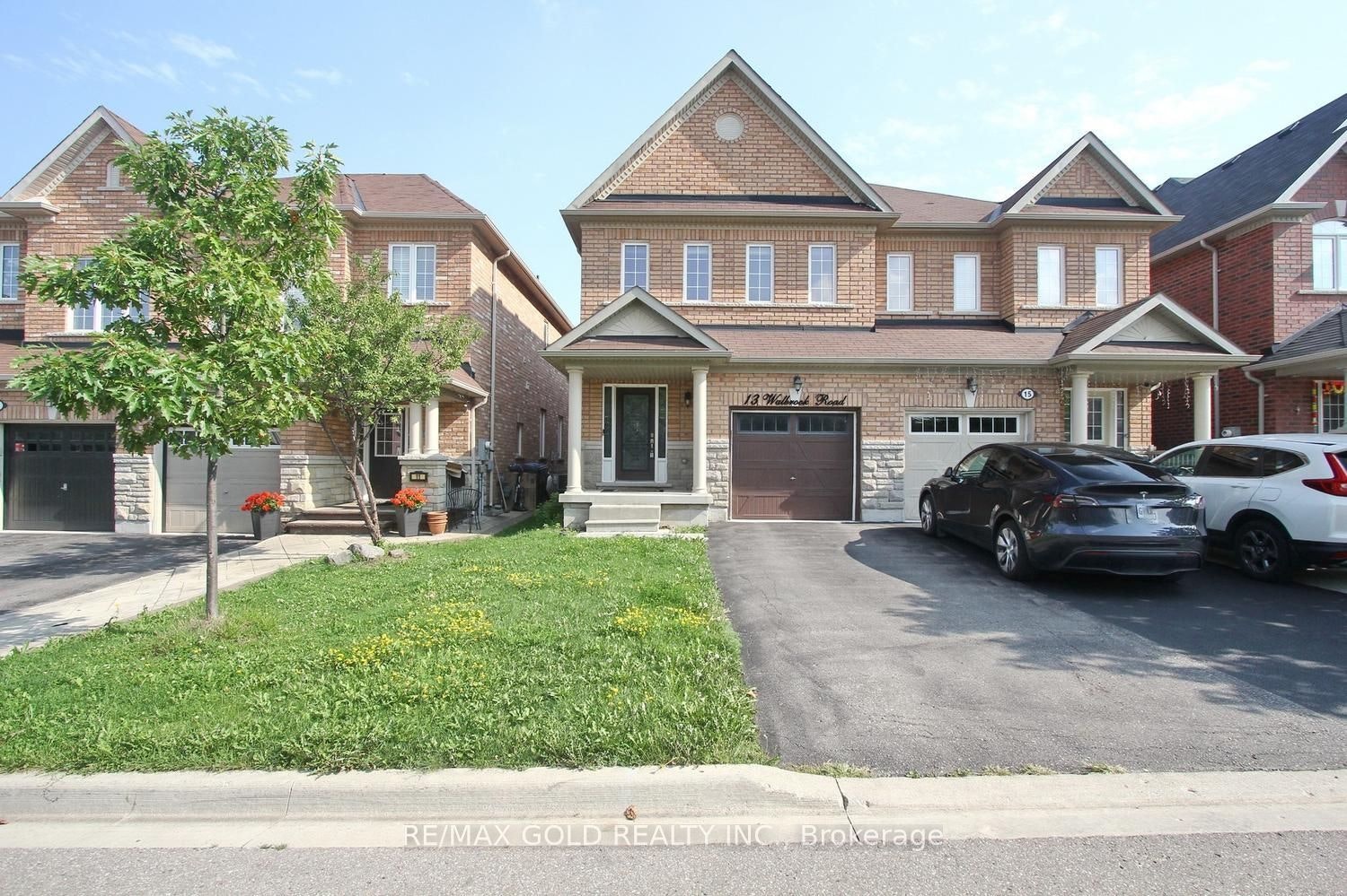 13 Walbrook Road, Brampton, ON, L6X 3E3