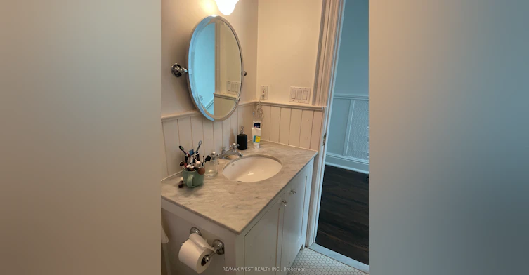 Main & Second-58 Lynd Avenue, Toronto, ON, M6R 1T9 - 29
