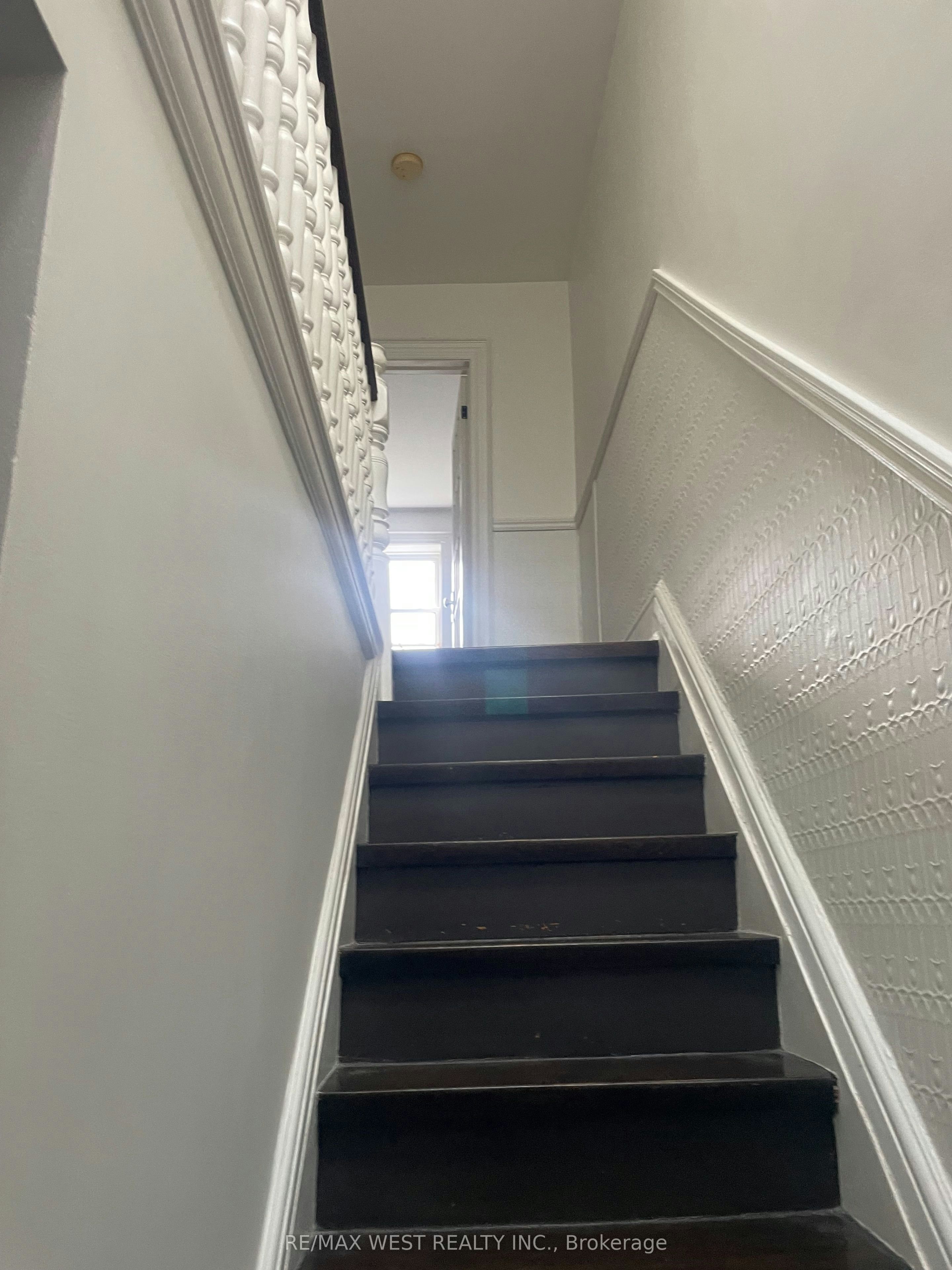 Main & Second-58 Lynd Avenue, Toronto, ON, M6R 1T9 - 18