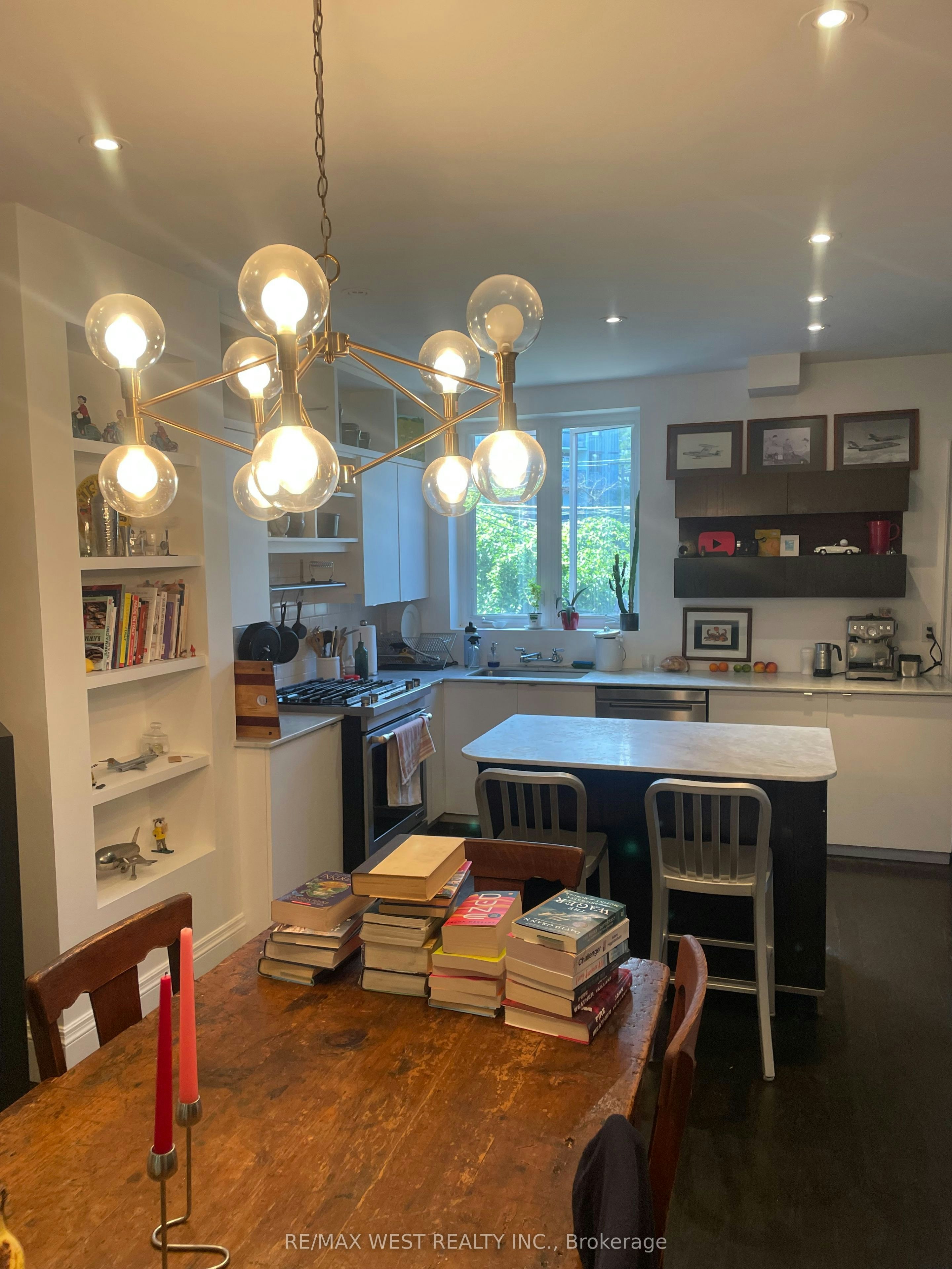 Main & Second-58 Lynd Avenue, Toronto, ON, M6R 1T9 - 9