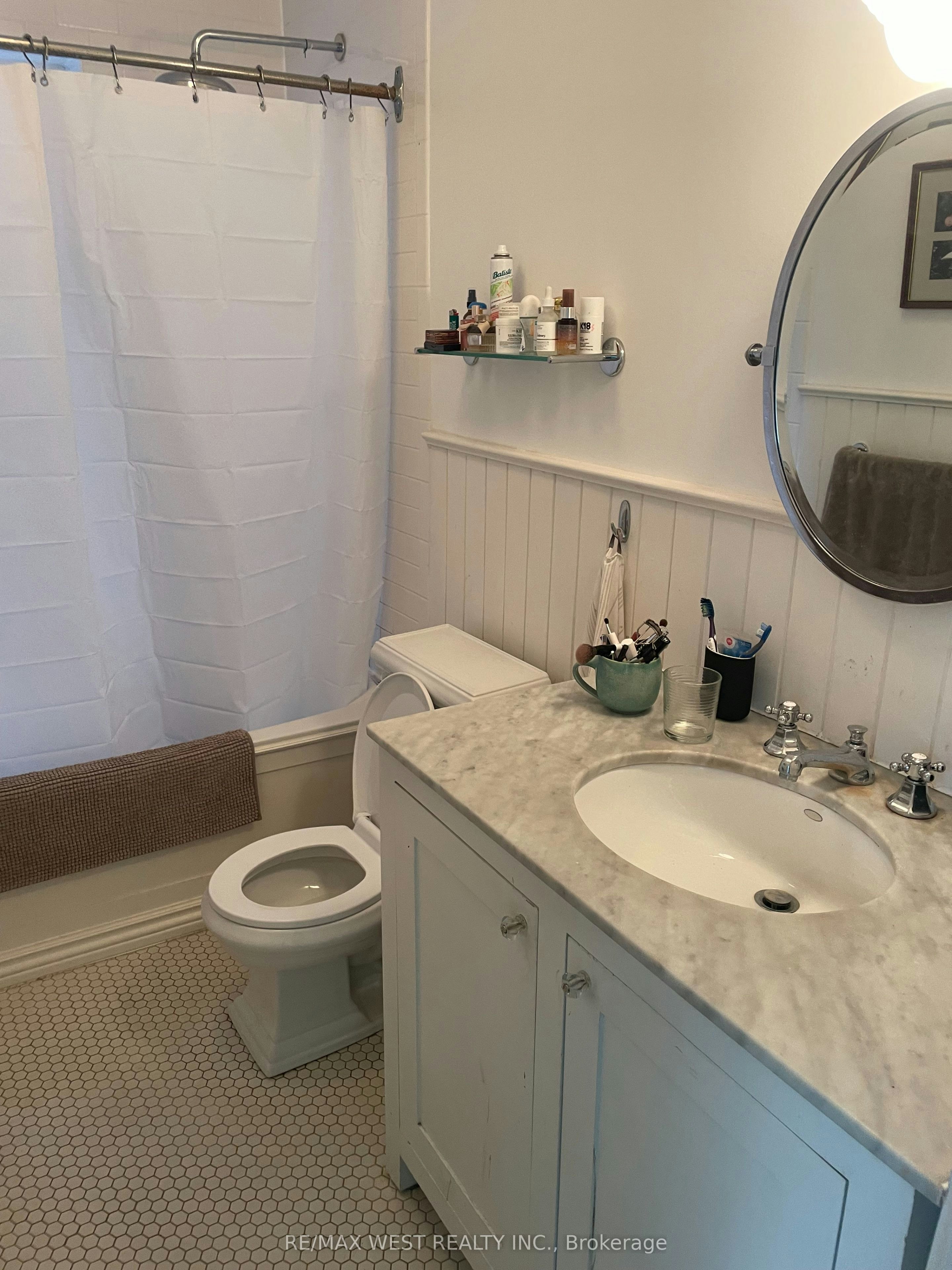 Main & Second-58 Lynd Avenue, Toronto, ON, M6R 1T9 - 28