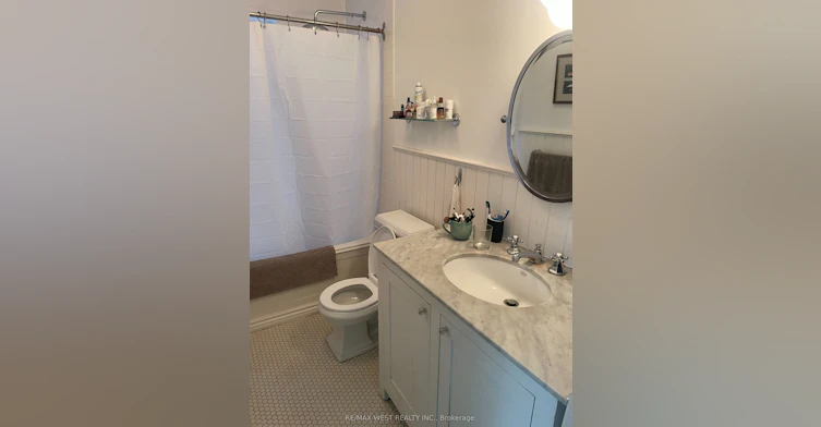 Main & Second-58 Lynd Avenue, Toronto, ON, M6R 1T9 - 28