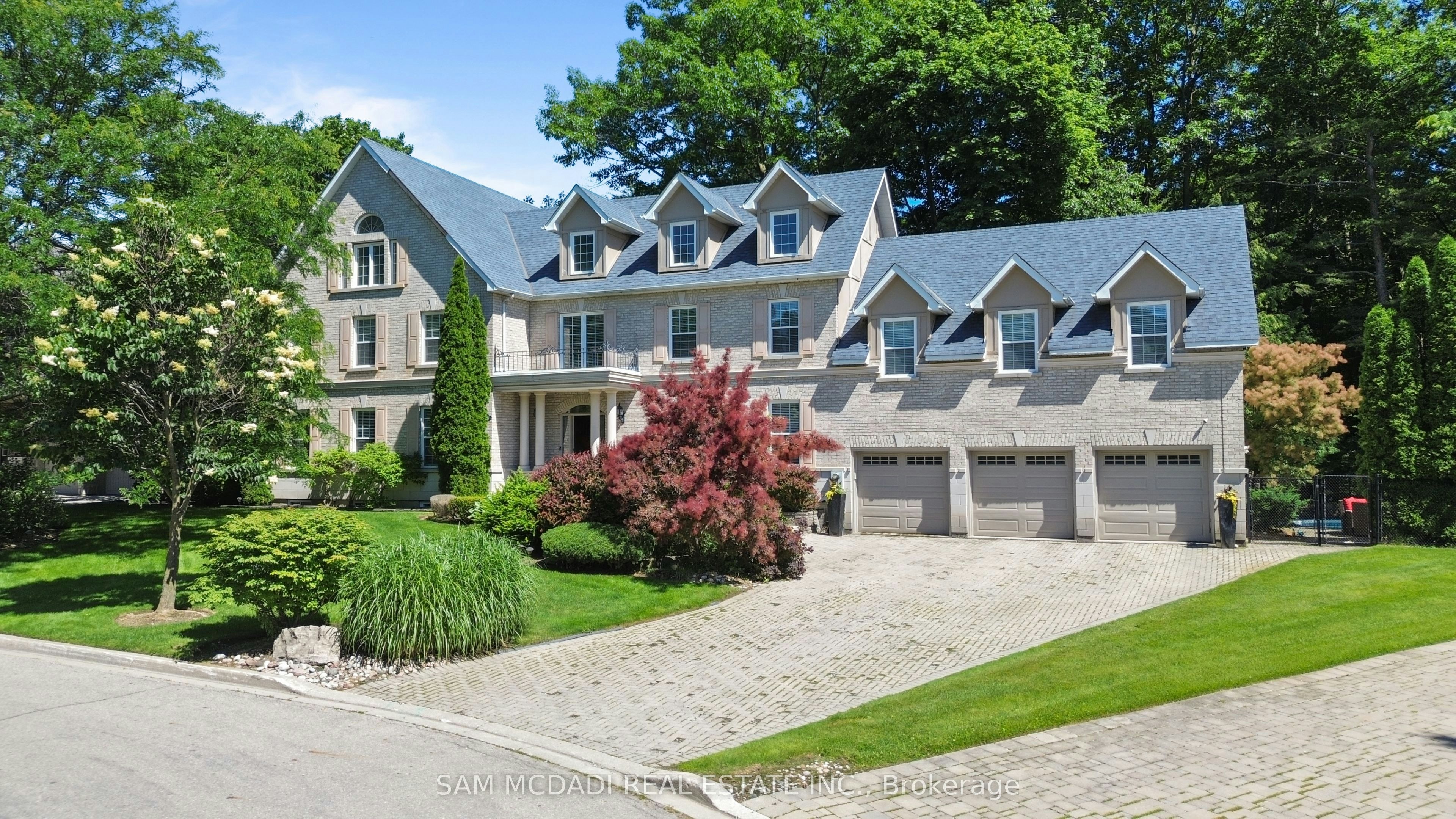 3248 Barchester Court, Mississauga, ON, L5L 5Z1