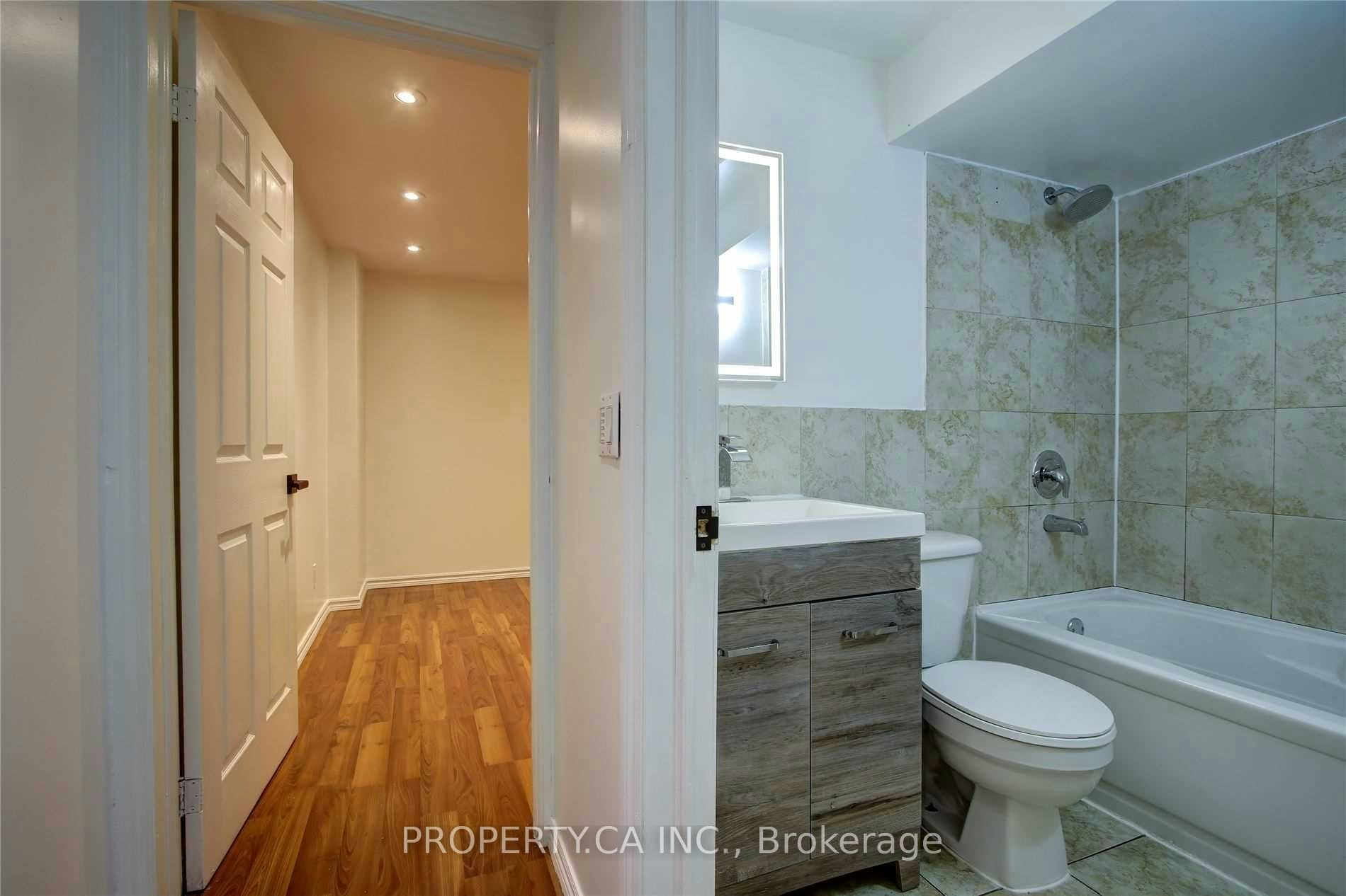 Lower-1012 Ossington Avenue, Toronto, ON, M6G 3V6 - 12