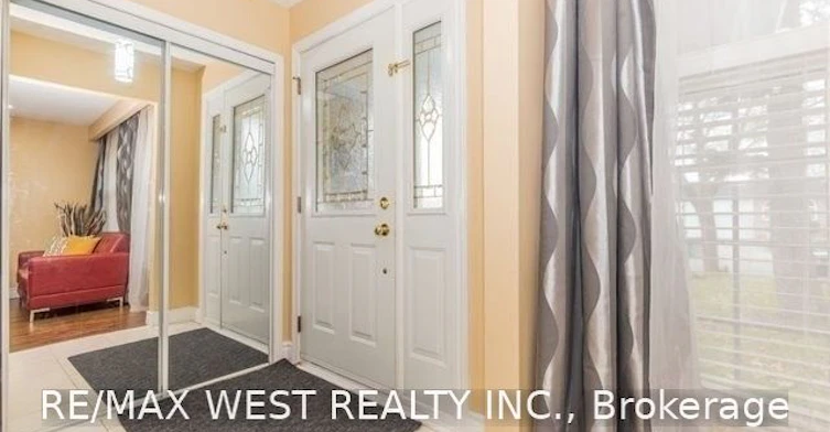 Upper-82 Marchbank Crescent, Brampton, ON, L6S 3B1 - 2
